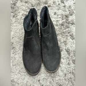 Paul Green Suede Zip Short Ankle Moto Comfort Bootie